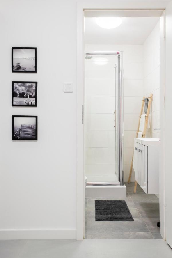 Cristine Apartment Warsawa Bagian luar foto