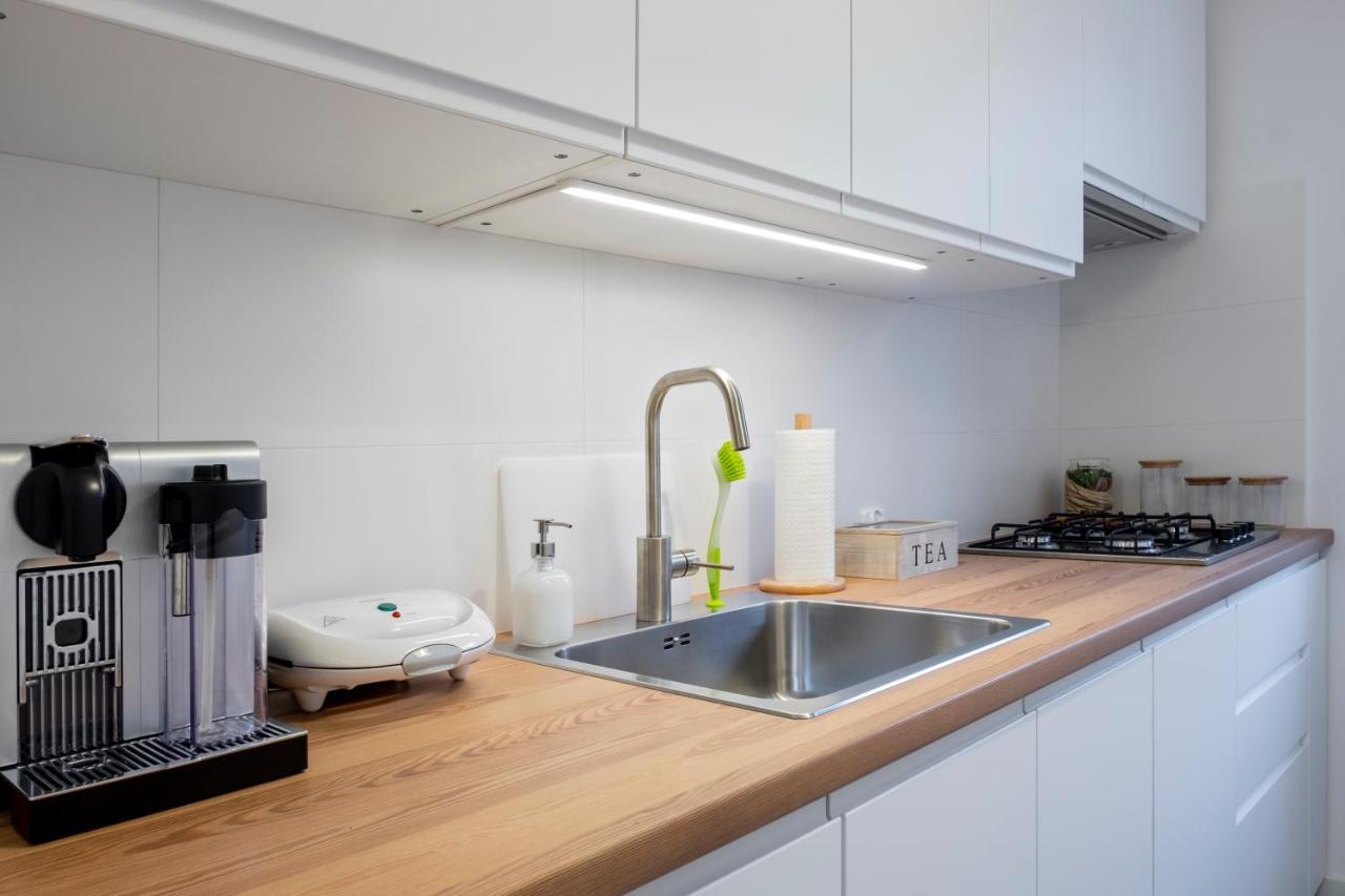 Cristine Apartment Warsawa Bagian luar foto